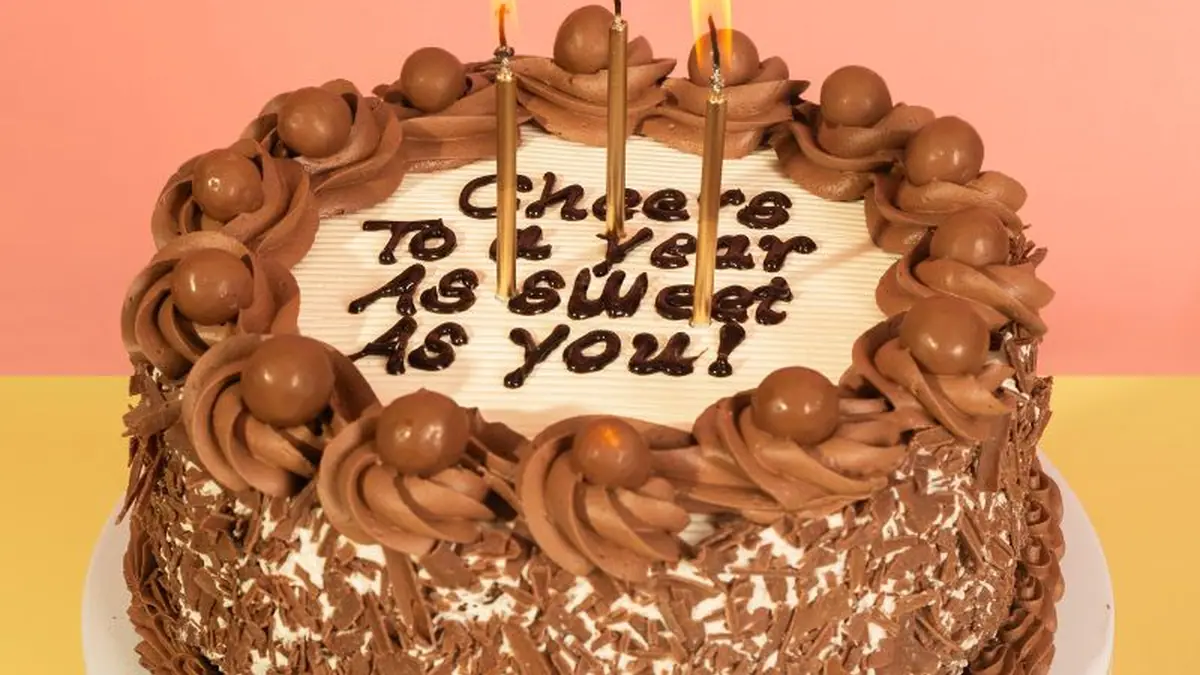 Cake Box – eggless cake shop in Royal Leamington Spa town centre